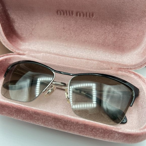 Miu miu sunglasses SMU 50P GAQ-4M1 with Miu Miu case main image 6